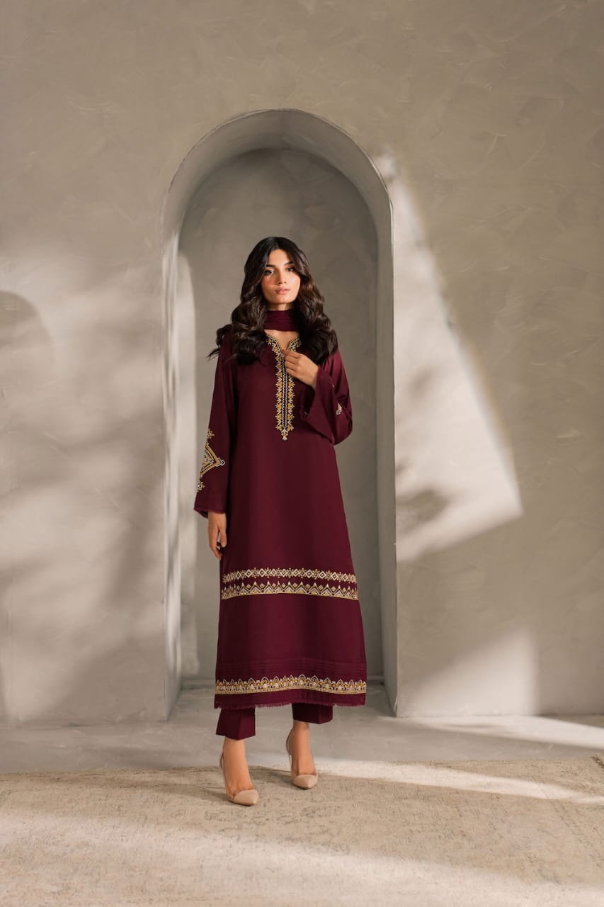 Maroon Embroidered Winter outfit (3 piece)