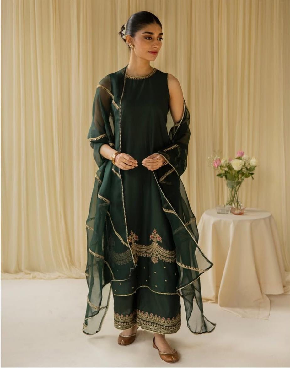 Green Lawn 3-piece Full Sleeves Stitched Dress