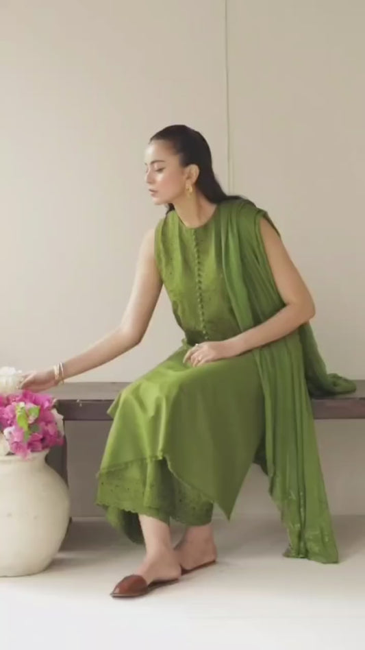 Parrot Green Full Sleeve's Stitched outfit