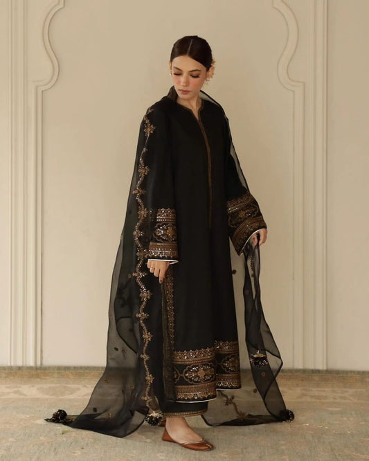Siyaah  3-piece Stiched Dress