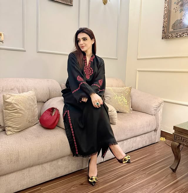 Black Stone (3-piece) Stitched outfit