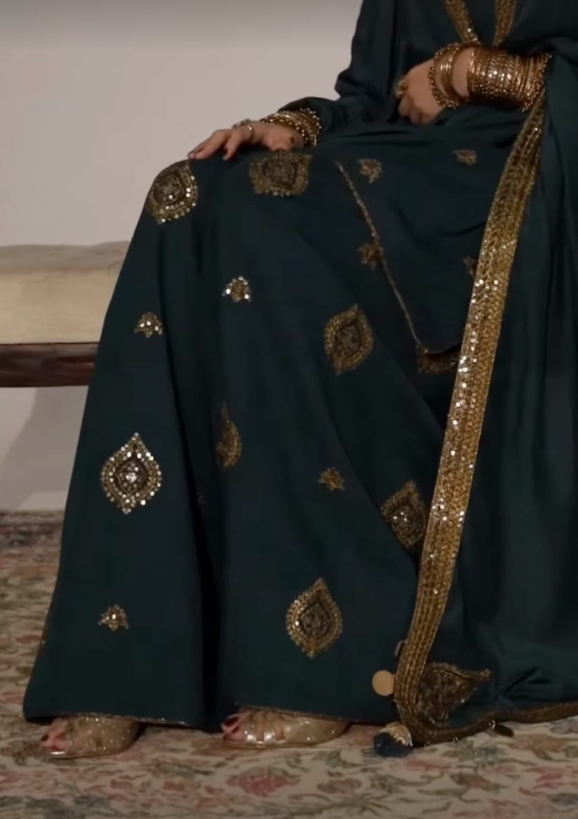 Green Danak Embroidered stitched🪡 (3 piece outfit)