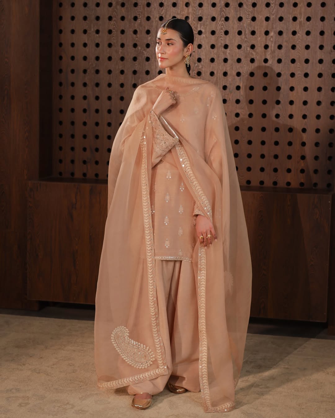 Soft Skin Stitched outfit 🫥