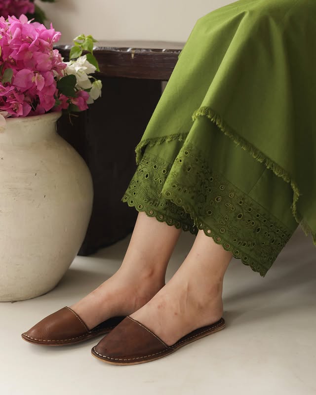 Parrot Green Full Sleeve's Stitched outfit