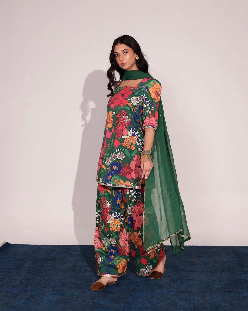 EXOTIC GARDEN | 3-Piece Stitched Suit