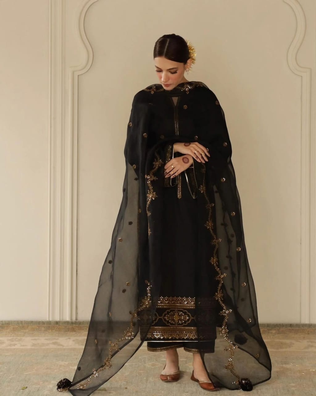 Siyaah  3-piece Stiched Dress