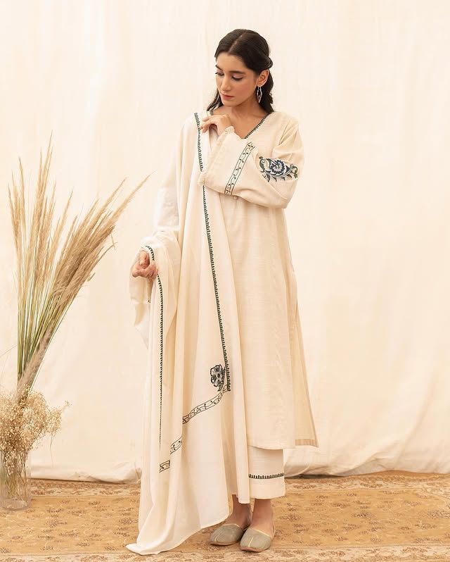 Winter's Outfit 3-Piece (with same shawal)